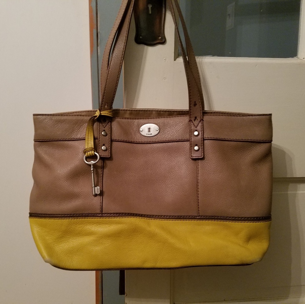 Fossil Leather Tote